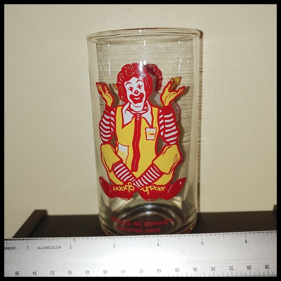 Vintage McDonald's Ronald McDonald Collector's Series Drinking Glass, 1970s - Picture 4 of 5